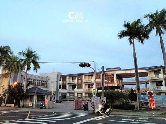 19號倉庫鐵板牛排-對面仁德國小.jpg