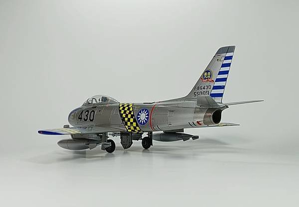 AFV 1/48 F-86 Saber 雷虎小組塗裝 430