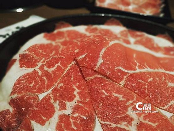 高雄打狗霸博愛店-頂級沙朗牛肉石頭火鍋2-肉品.jpg