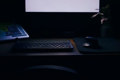 台灣史上第一張人工智慧專輯,就是由台灣人工智慧”雅婷”化身音樂家所創作的!