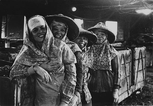 女礦工/林首，1936年生，17-18歲跟著養父到瑞三煤礦工