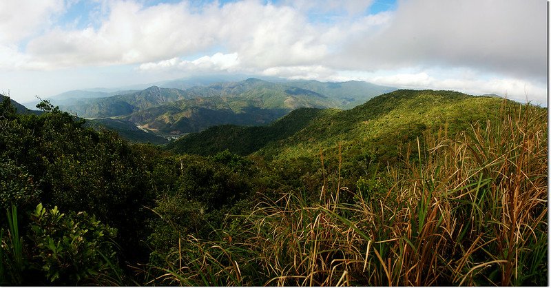 牡丹路山稜線北眺群山 1