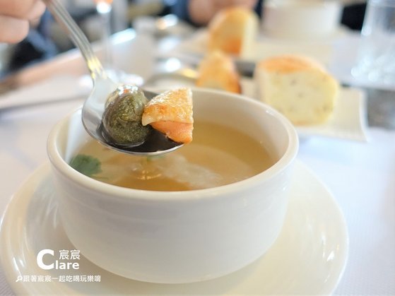 綠鑽石橄欖鮭魚湯-街役場古蹟餐坊-台南新化美食餐廳推薦.JPG