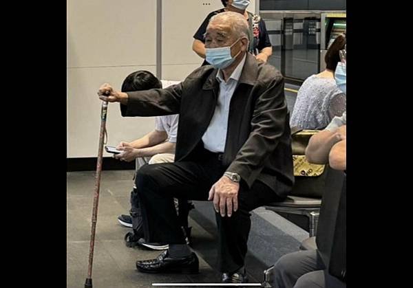 林書鴻1928年-，臺灣企業家、台灣長春集團聯合創辦人，從工