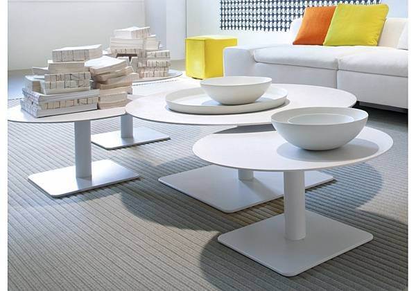 paola lenti giro table_2