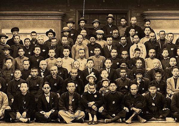 急公好義+北埔姜家與台北洪家+粵、福，客、閩+洪騰雲於是陸續