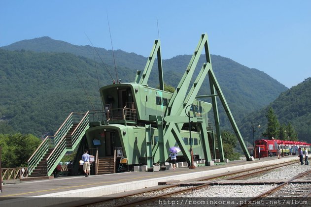 蚱蜢造型餐廳