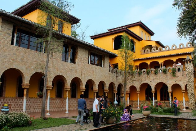 摩爾花園城堡餐廳