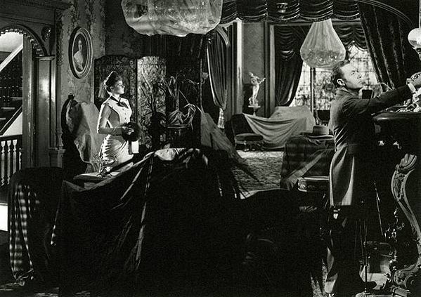 《煤氣燈下》Gaslight  | 1944 | 美國 | 