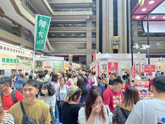 適逢中秋佳節，食品暨伴手禮展預計會迎來一波採買、搶購禮盒的人潮。