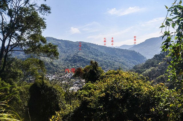 南坪古道東望內灣山