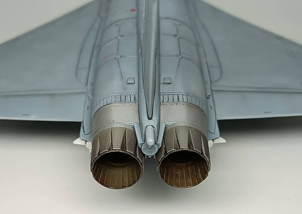 REVELL 1/48 EUROFIGHTER TYPHOO
