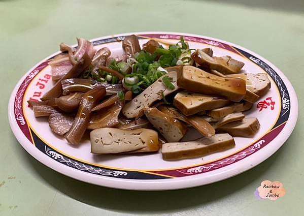 【不專業食記】台北北投｜吳家牛肉麵~北投牛肉麵兵家之地的知名