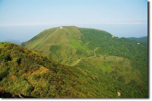 燦光寮山頂俯瞰草山