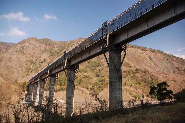 南迴鐵路西都驕溪高架橋 1