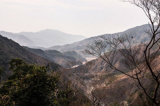 外麻里巴登山步道俯瞰西都驕溪 4