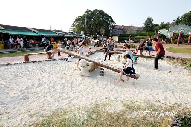 半天岩紫雲寺公園溜滑梯4.JPG