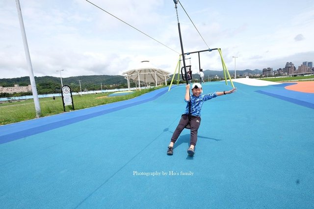 【台北親子公園】大佳河濱公園海洋遊戲場～全國最大河濱共融遊樂場！玩水玩沙野餐騎腳踏車一次滿足37.JPG