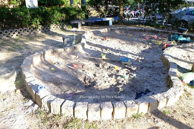 【桃園大溪親子景點】花開了休閒農場～免門票親子樂園！戲水池玩水、小火車、玩沙、餵小動物，親子農場一日遊44.JPG