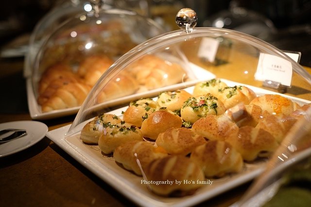 【台南市區住宿推薦】香格里拉台南遠東國際大飯店自助餐餐廳房型泳池玩水55.JPG