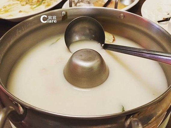 香茅魚泰式料理。南薑雞湯1.jpg
