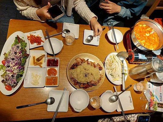 韓國首爾自由行|廣藏市場必吃美食、必逛景點(景福宮-交接儀式