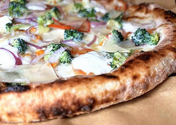 台北蔬食pizza，蔬食三明治｜【Eating Love 酸