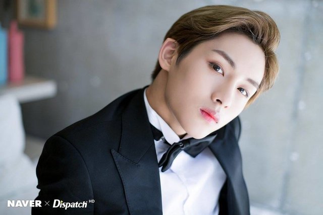 [官方圖] 181018 Naver x Dispatch-2018 AMA (1)