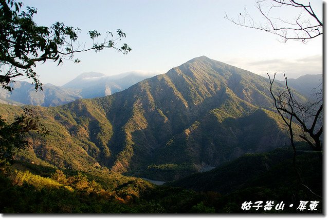 南大武、石可見山(From大漢林道北望)