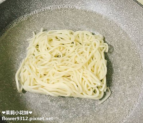 點線麵 冷凍快速麵 3分鐘快速烹調超簡單 (7).JPG
