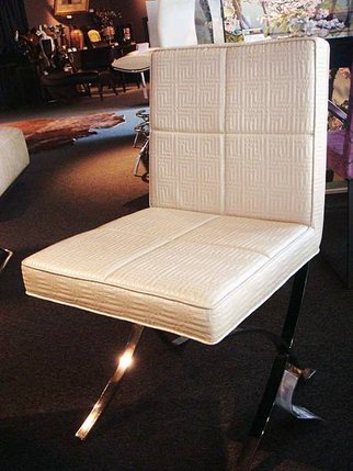 蘿倫餐椅-PVC皮+拉皮扣+鍍鉻鋼.jpg