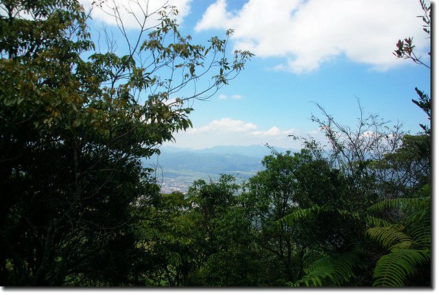 橫屏山頂遠眺大橫屏山