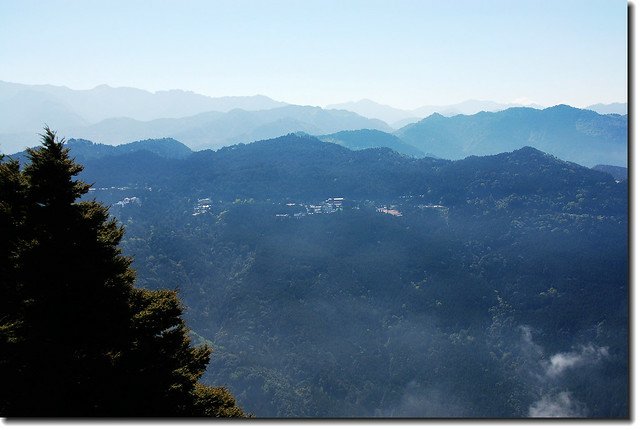 塔山展望點眺望阿里山風景區