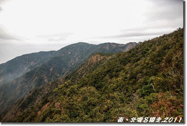 1270峰北望北湖呂稜線