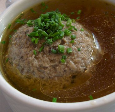 Leberknoedelsuppe.jpg