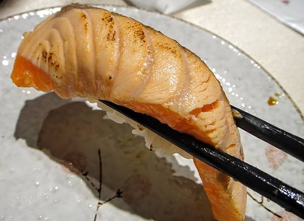 【美食】「魚紳海鮮美食餐廳」中山區美食日式定食推薦，台北日式