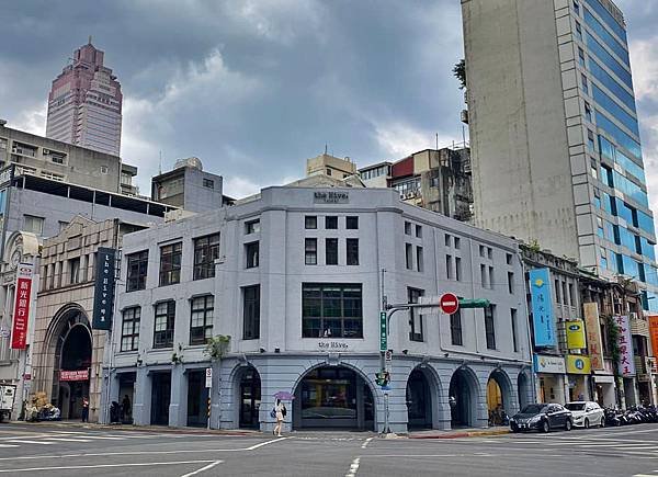 衡陽路街屋-在日治時期的行政區劃中被稱為「榮町」，而榮町又因