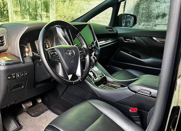 新入庫!!2020年TOYOTA ALPHARD 3.5 