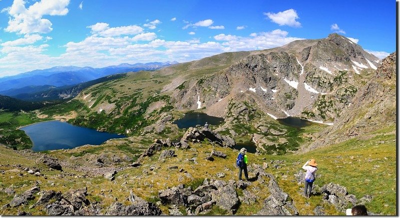 Looking down at the Loch Lomond drainange from James Peak trail (1)