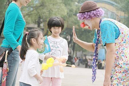 友勁科技六福村家庭日氣球小丑表演