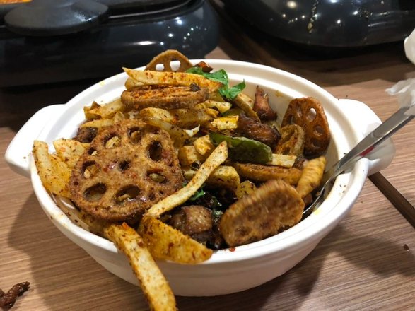 [新竹美食]天府之國紙包魚-四川麻辣料理-近巨城較適合多人聚餐 20181213-13.jpg