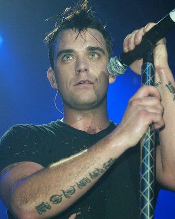 robbie-williams-6213596.jpg