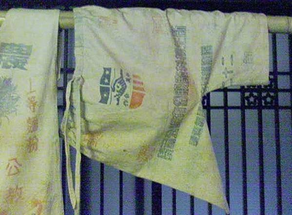 麵粉袋首次出現，是二戰後的1951-1965美援年代-美援時