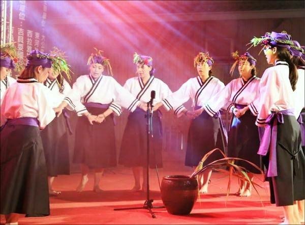 西拉雅死語/西拉雅族正名/荷蘭人帶來聖誕的悲喜之歌-「17世