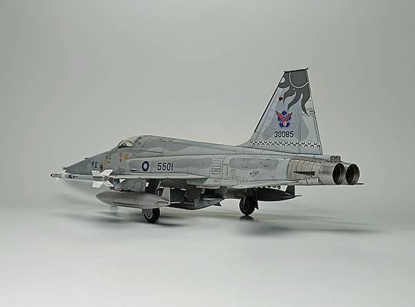 AFV 1/48 RF-5E Tiger ll 虎眼式偵察機