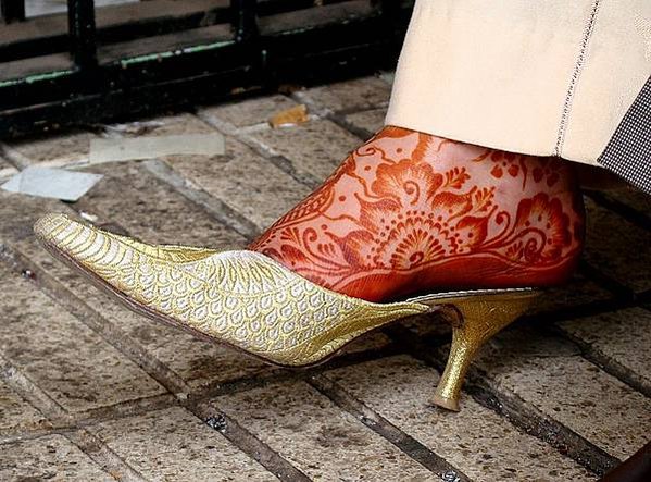 Henna_on_foot_in_Morocco