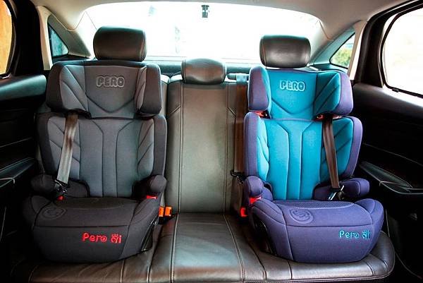 PERO NI Plus ISOFIX Carseat Black and Blue