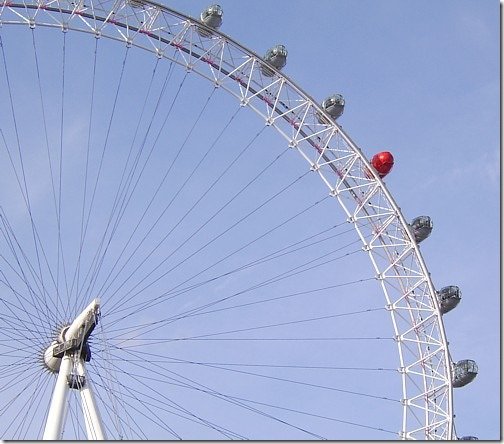 LondonEyeRed