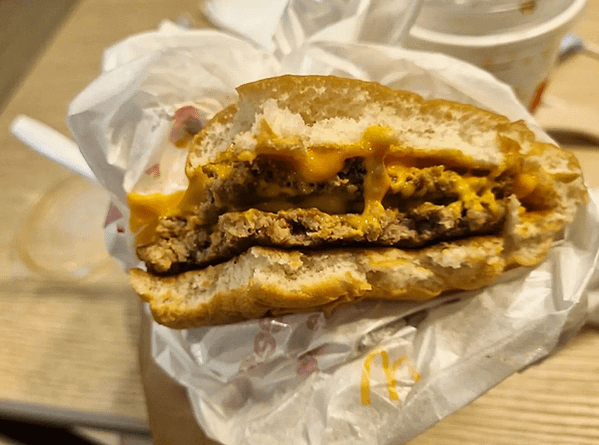 【馬來西亞特色】馬來西亞麥當勞有多特別？竟然有奶油雞飯跟香蕉