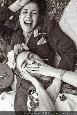 【哇艸藝術】：烈愛傷痕「佛里達卡蘿Frida Kahlo」把